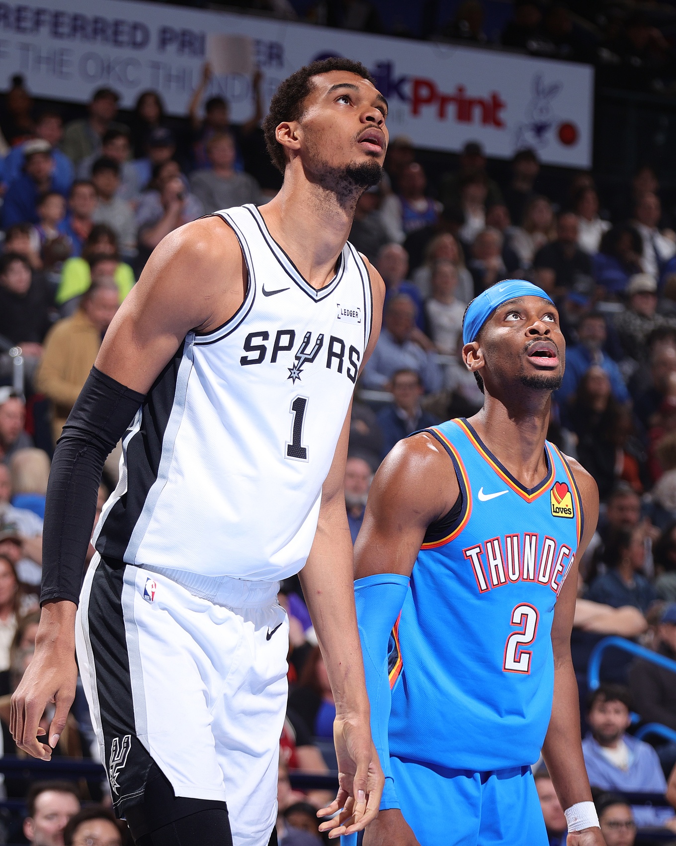 开云体育官网-安东尼：我很喜欢文班也欣赏其表现 但亚历山大已经将MVP收入囊中